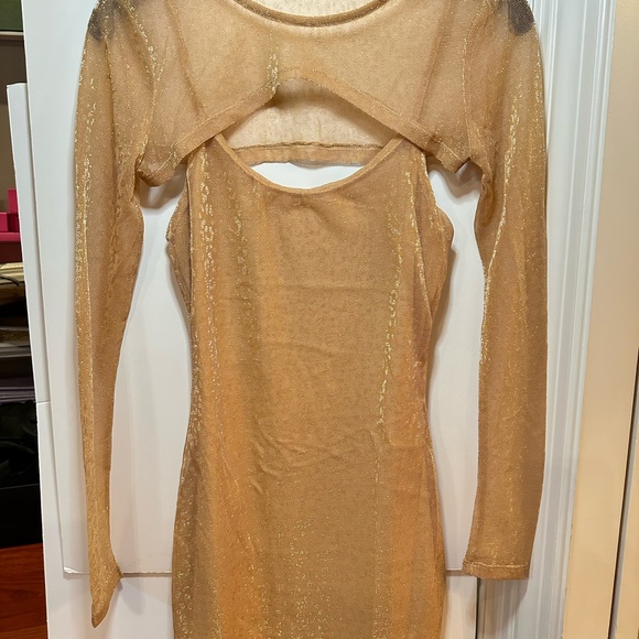Gold Slinky dress with spaghetti straps and long-sleeve shrug - Picture 4 of 9
